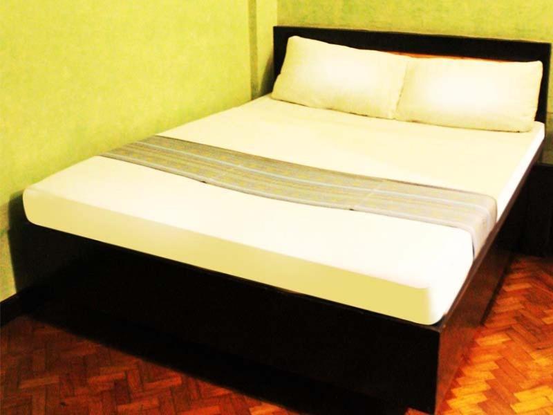 Hotel 2016 Manila Pokoj fotografie